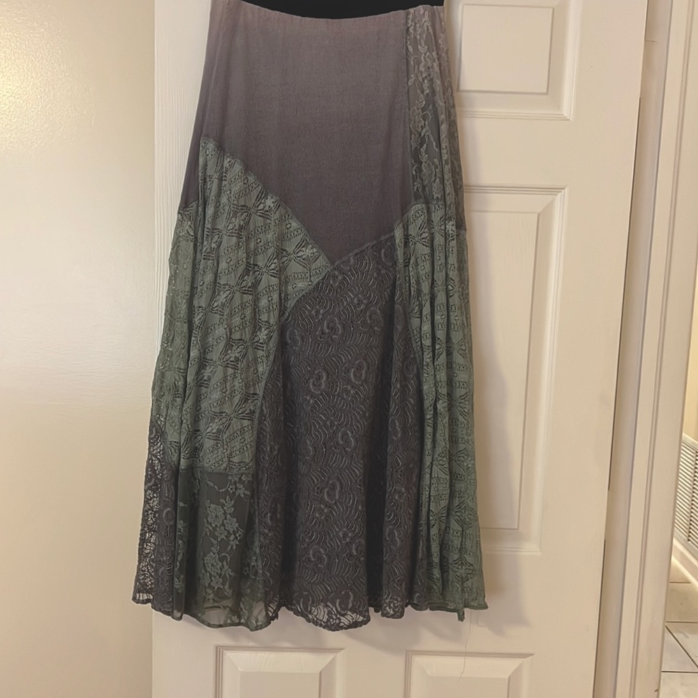 Ginni. Beautiful skirt with mixed lace pattern inserts. Gray/purple/green